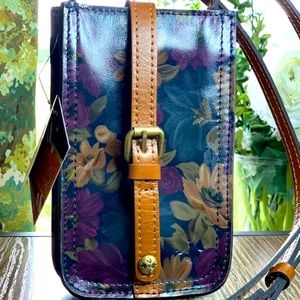 Patricia Nash Ariena Leather Crossbody Cell Phone Carry Case Peruvian Painting